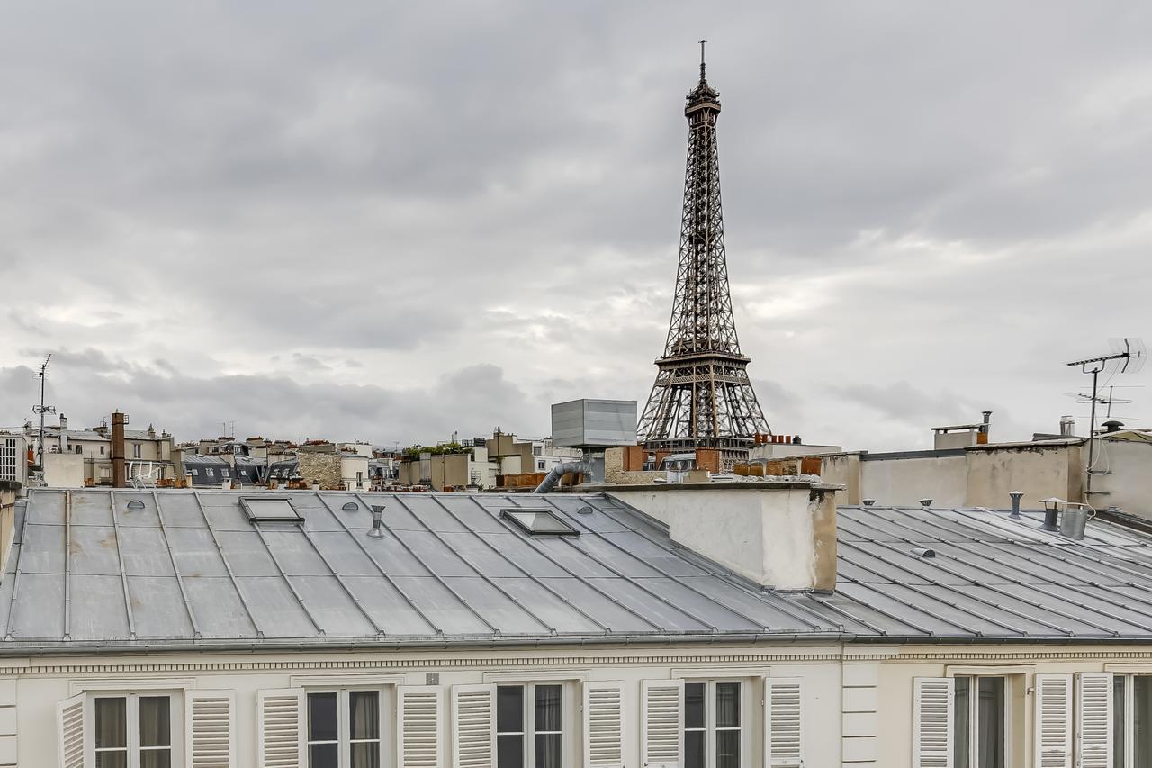 Apartment Private Apartment - Rue Cler - Eiffel Tower View